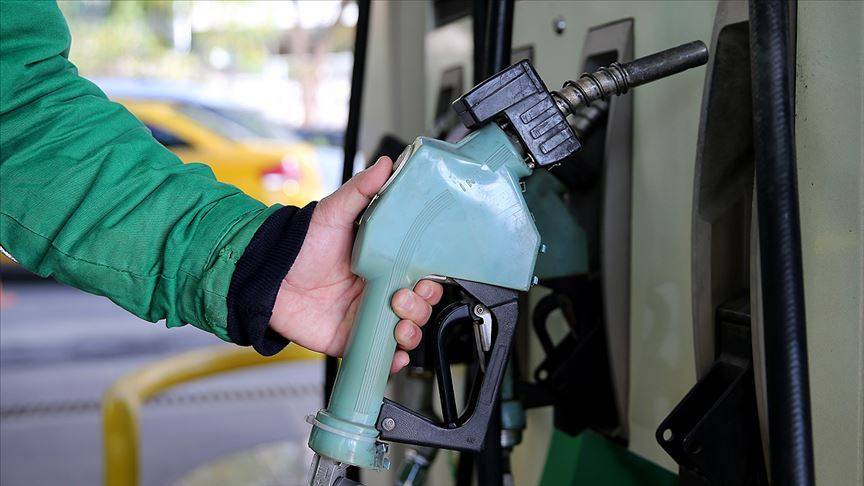 Benzine ve motorine dev zam geliyor! Yeni fiyatlar cep yakacak 4